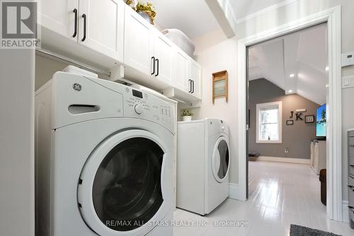 192 Wrenhaven Road, Kawartha Lakes, ON - Indoor Photo Showing Laundry Room