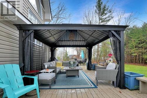 192 Wrenhaven Rd, Kawartha Lakes, ON - Outdoor With Deck Patio Veranda With Exterior