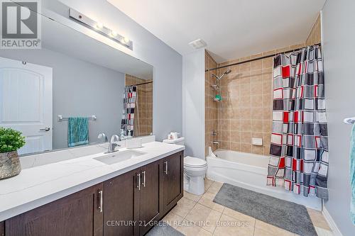 185 Shephard Ave, New Tecumseth, ON - Indoor Photo Showing Bathroom