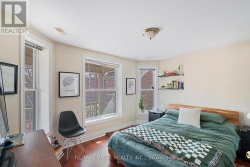 412 Crawford Street, Toronto, ON - Indoor Photo Showing Bedroom