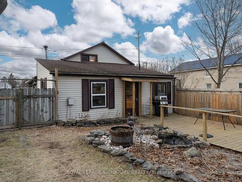 88 Consecon Main St, Prince Edward County, ON - Outdoor