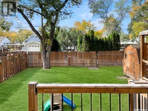 368 6Th Avenue Nw, Swift Current, SK - Outdoor With Backyard