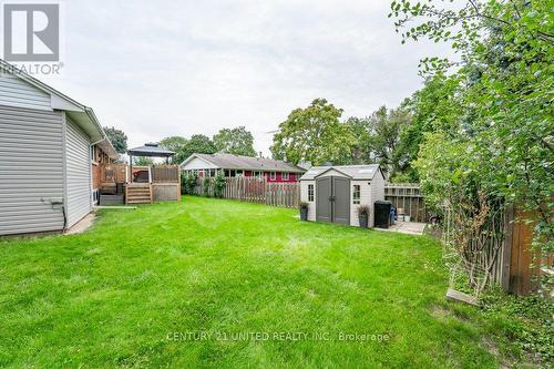 28 Masterson Dr, St. Catharines, ON - Outdoor With Backyard With Exterior