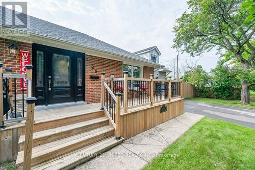 28 Masterson Drive, St. Catharines, ON - Outdoor With Deck Patio Veranda