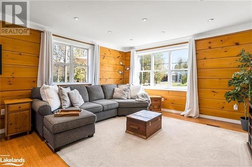 3 Lambs Lane, Fenelon Falls, ON - Indoor Photo Showing Living Room