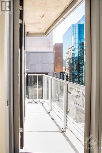 101 Queen Street Unit#810, Ottawa, ON -  With Balcony With Exterior