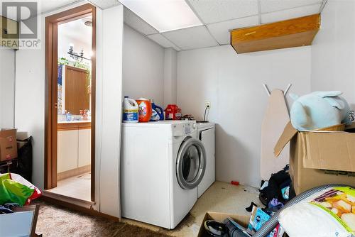 2526 Lindsay Street, Regina, SK - Indoor Photo Showing Laundry Room