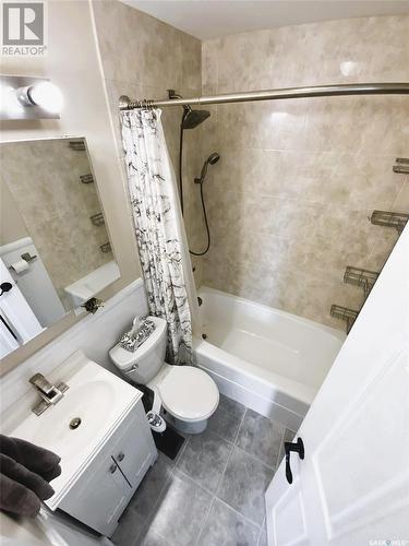 349 Hawkes Street, Balgonie, SK - Indoor Photo Showing Bathroom