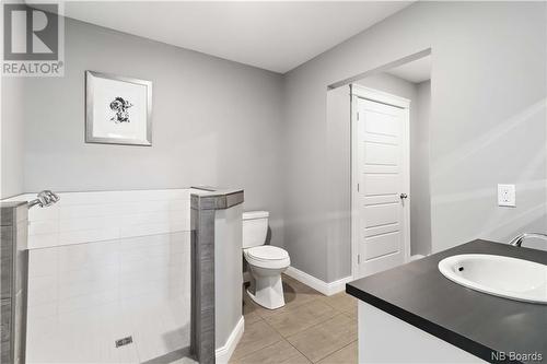 81 Reba Crescent, Fredericton, NB - Indoor Photo Showing Bathroom
