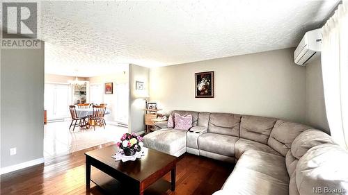159 Marie, Beresford, NB - Indoor Photo Showing Living Room
