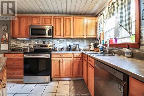747 Portage Vale Rd, Portage Vale, NB - Indoor Photo Showing Kitchen With Double Sink