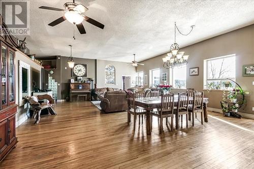 73 Simon Lake Drive, Naughton, ON - Indoor Photo Showing Dining Room