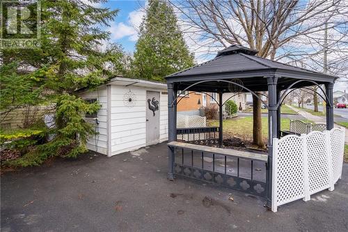 325 Eleventh Street E, Cornwall, ON - Outdoor