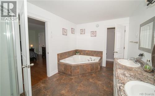 25 Bonnieway Drive, Waasis, NB - Indoor Photo Showing Bathroom