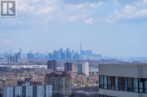 1909 - 3883 Quartz Road, Mississauga, ON - Outdoor With View