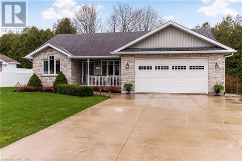 112 Glenwood Place, West Grey, ON - Outdoor With Deck Patio Veranda With Facade