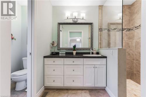112 Glenwood Place, West Grey, ON - Indoor Photo Showing Bathroom