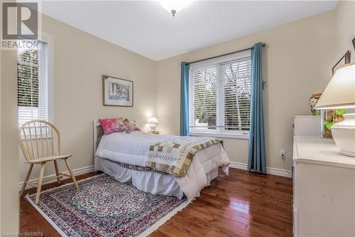 112 Glenwood Place, West Grey, ON - Indoor Photo Showing Bedroom