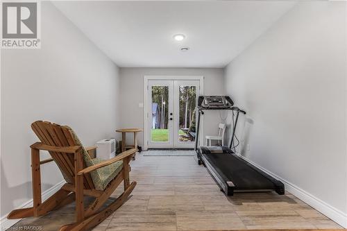 112 Glenwood Place, West Grey, ON - Indoor Photo Showing Gym Room