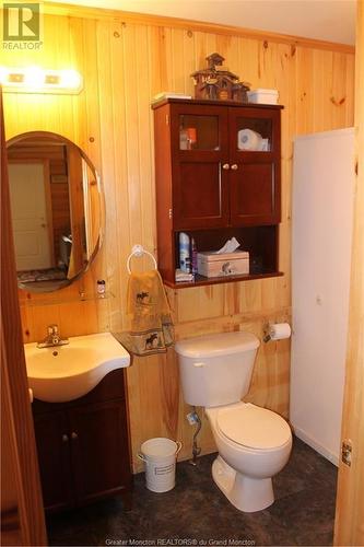 60 Kent Lane, Canaan Forks, NB - Indoor Photo Showing Bathroom