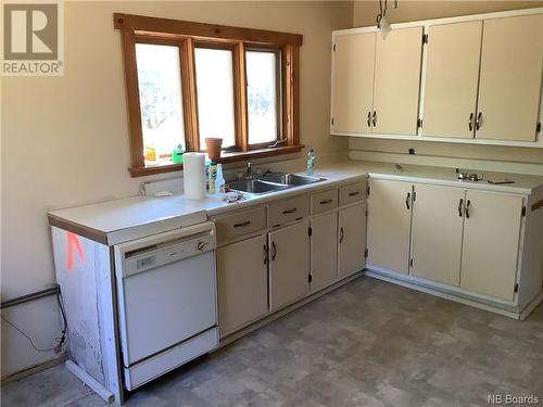 148 Menzie Settlement Road, Central Greenwich, NB - Indoor Photo Showing Kitchen With Double Sink