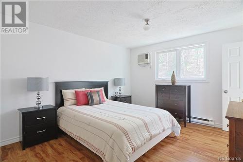 1292 Woodstock Road, Fredericton, NB - Indoor Photo Showing Bedroom