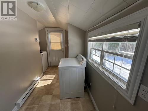 28 Indian Arm Pond Central Other, Lewisporte, NL - Indoor Photo Showing Laundry Room