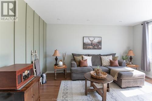 20 Cathcart Street, Ridgetown, ON - Indoor Photo Showing Living Room