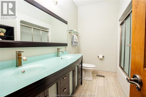22334 Charing Cross Road, Charing Cross, ON - Indoor Photo Showing Bathroom