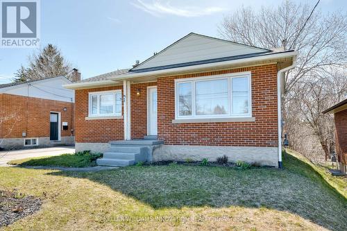 453 Highland Rd E, Kitchener, ON - Outdoor With Exterior