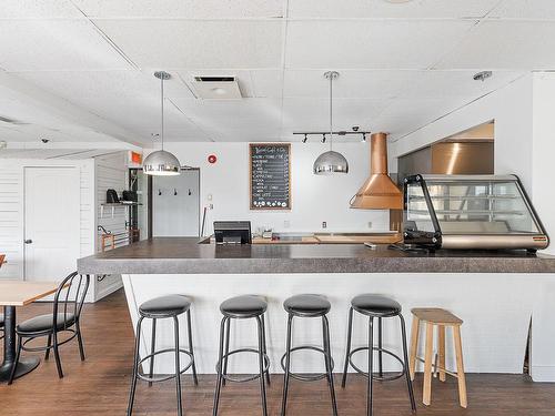 Cuisine - 5400 Rue Du Président-Kennedy, Sherbrooke (Brompton/Rock Forest/Saint-Élie/Deauville), QC - Indoor Photo Showing Kitchen