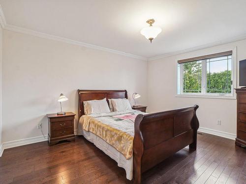 Master bedroom - 9 Rue Cedarwood-Court, Kirkland, QC - Indoor Photo Showing Bedroom