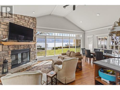 1571 Pritchard Drive, West Kelowna, BC - Indoor Photo Showing Living Room With Fireplace
