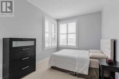 1 Kohl St, Richmond Hill, ON - Indoor Photo Showing Bedroom