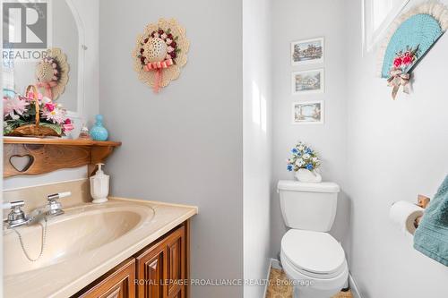 374 Scuttlehole Road, Belleville, ON - Indoor Photo Showing Bathroom