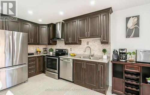 82 Forestgrove Circ, Brampton, ON - Indoor Photo Showing Kitchen With Double Sink