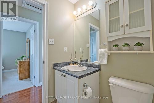 1876 Father Dalton Ave, London, ON - Indoor Photo Showing Bathroom