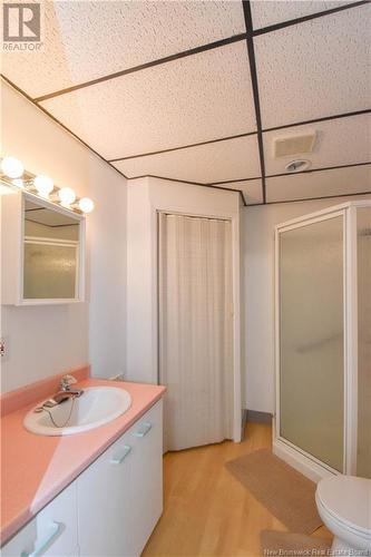 304 Savoie Ouest Street, Caraquet, NB - Indoor Photo Showing Bedroom