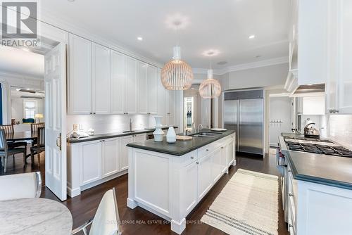 52 Rosedale Road, Toronto, ON - Indoor Photo Showing Kitchen With Upgraded Kitchen