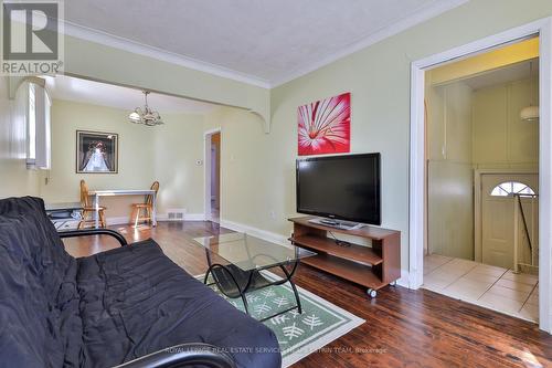570 Blackthorn Ave, Toronto, ON - Indoor Photo Showing Living Room