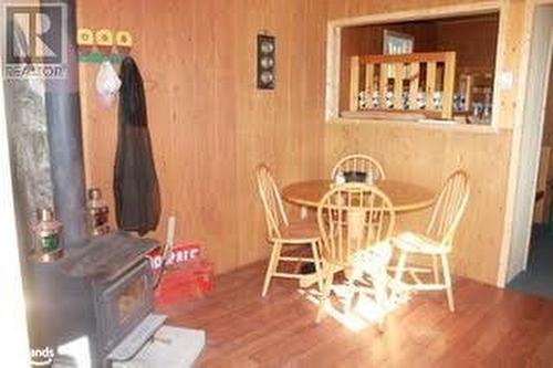 20 Gooseneck Lake, Whitestone, ON - Indoor Photo Showing Dining Room