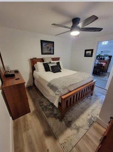 513 3Rd Street Ne, Minnedosa, MB - Indoor Photo Showing Bedroom