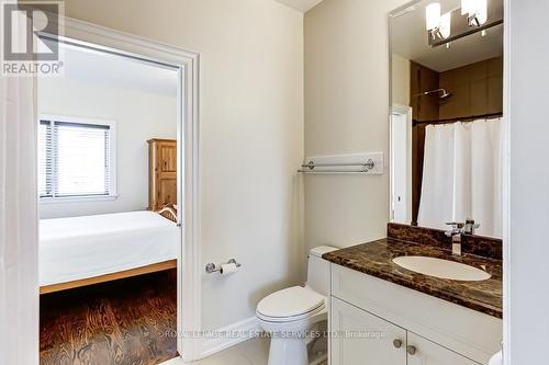 42 Hilldowntree Rd, Toronto, ON - Indoor Photo Showing Bathroom