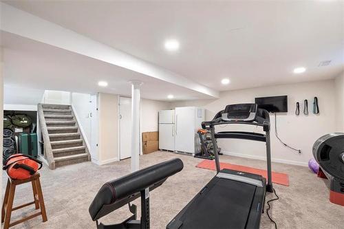 824 Muriel Street, Winnipeg, MB - Indoor Photo Showing Gym Room
