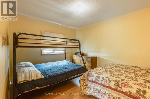349 Balm Beach Road W, Tiny, ON - Indoor Photo Showing Bedroom
