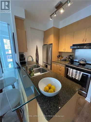#611 -18 Beverley St, Toronto, ON - Indoor Photo Showing Kitchen With Stainless Steel Kitchen With Double Sink