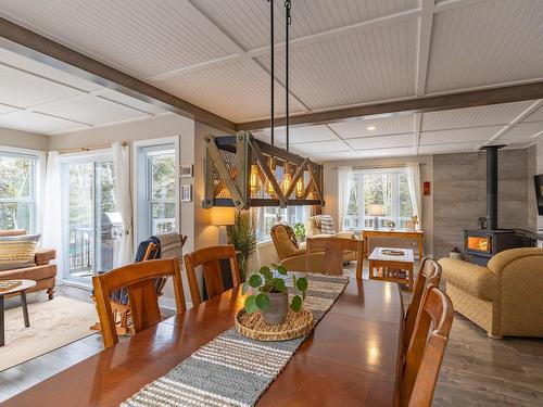 Aerial photo - 308 Ch. Du Prospecteur, Amherst, QC - Indoor Photo Showing Dining Room