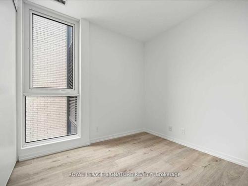 503-1000 Portage Pkwy, Vaughan, ON - Indoor Photo Showing Other Room