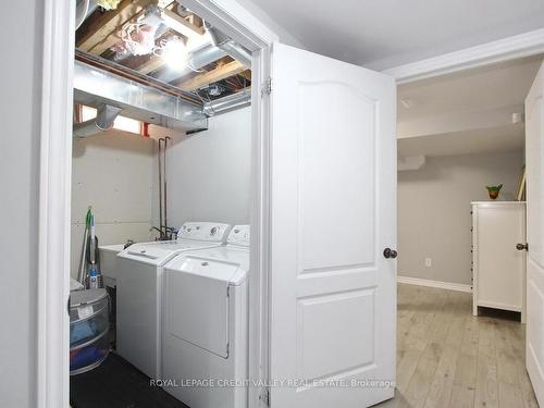 61 Pergola Way, Brampton, ON - Indoor Photo Showing Laundry Room