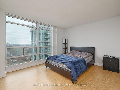 2306-35 Bales Ave, Toronto, ON - Indoor Photo Showing Bedroom